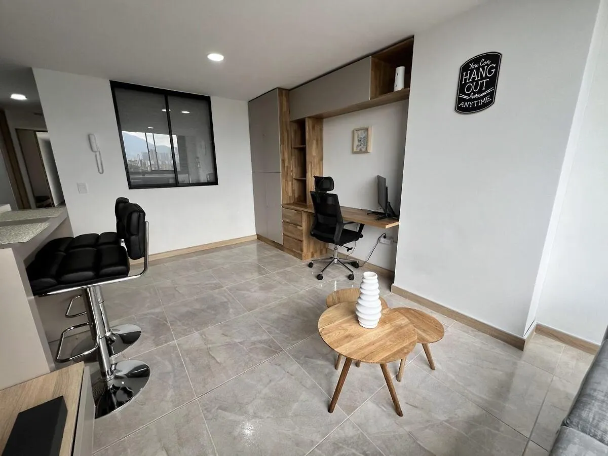 Apto Moderno,Tranquilo, Avenida Las Vegas, Cerca Al Metro, A 20 Min De Provenza Sabaneta Apartment